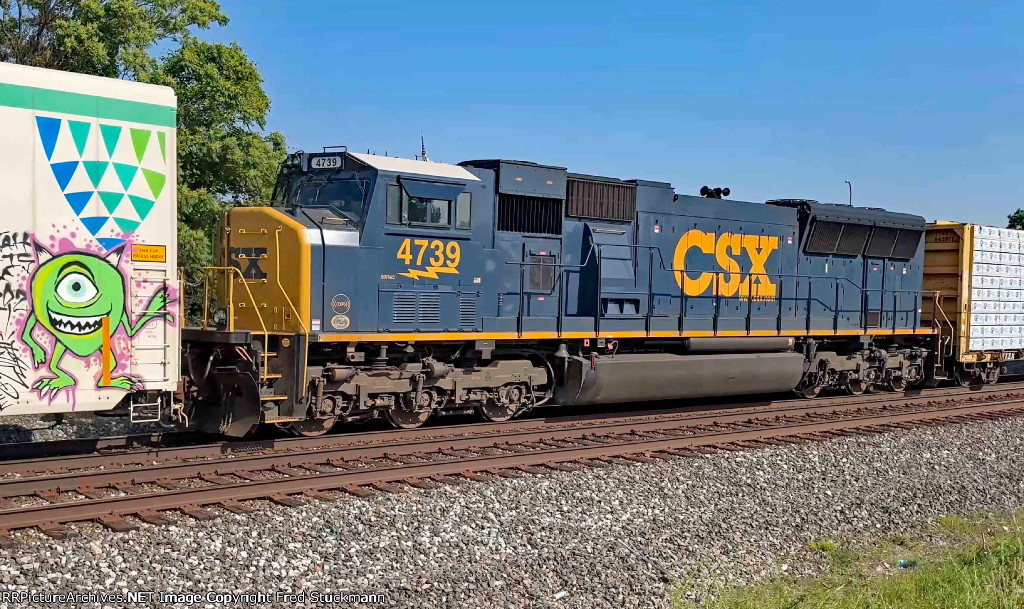 CSX 4739